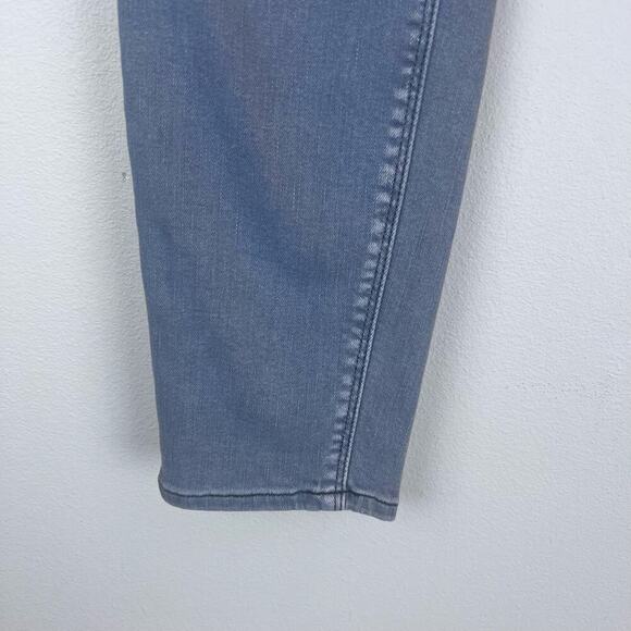 HUDSON Mid Rise Crop Natalie Gray Super Skinny Jean Women's Size 28 - Picture 9 of 9